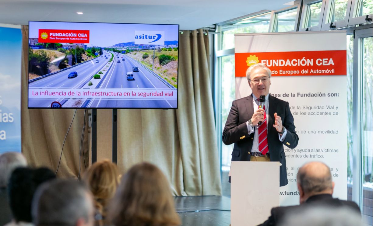 Constitución de la Fundación CEA