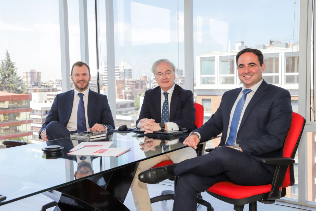 Creación de CEA Chile